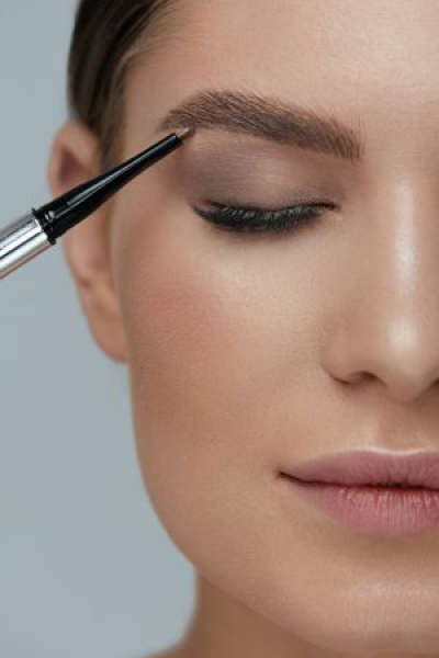 Професійне моделювання та ламінування брів і вій у BeautyHome-Studio