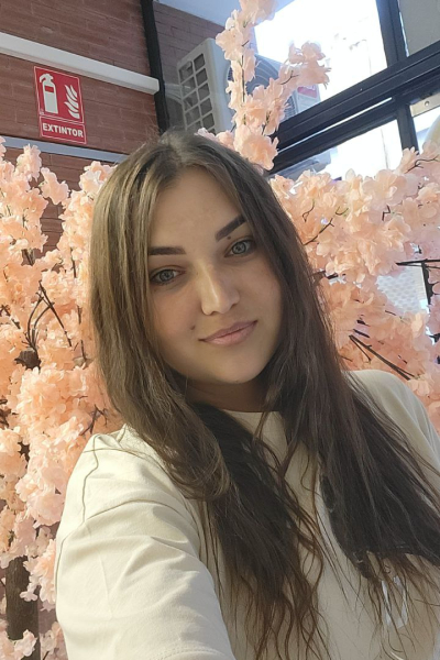 Advanced master of hardware massage in the BeautyHome-Studio salon, Torrevja